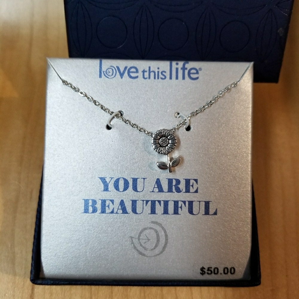 Flower necklace